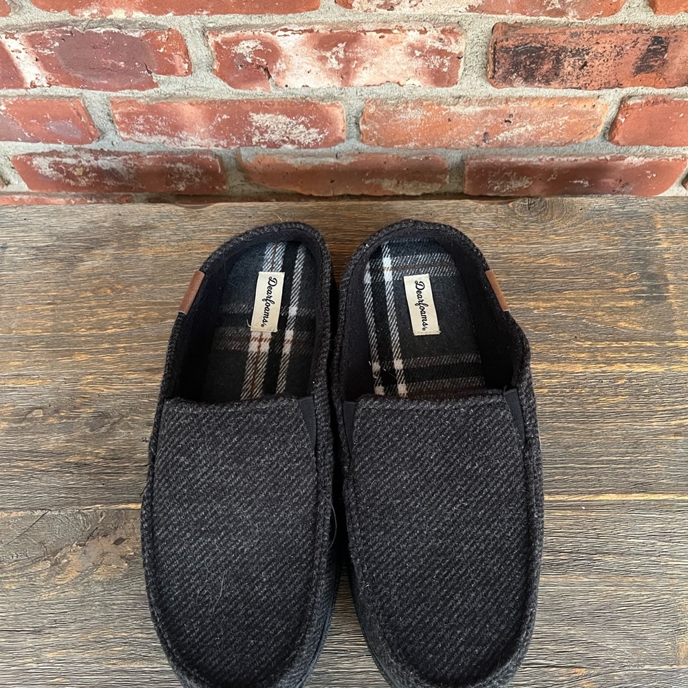 Men’s Slippers - Picture 4 of 11